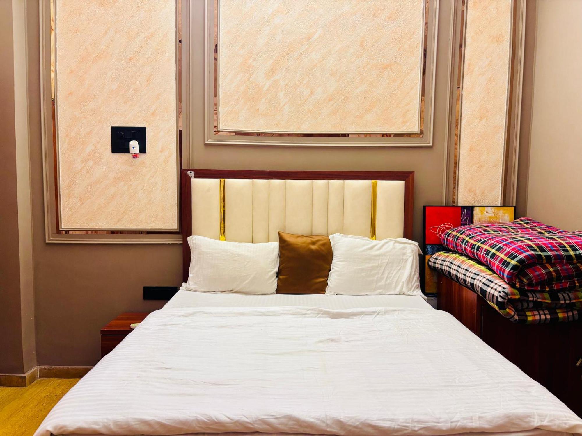 Bailey'S Castle Villa Lonavala Kültér fotó
